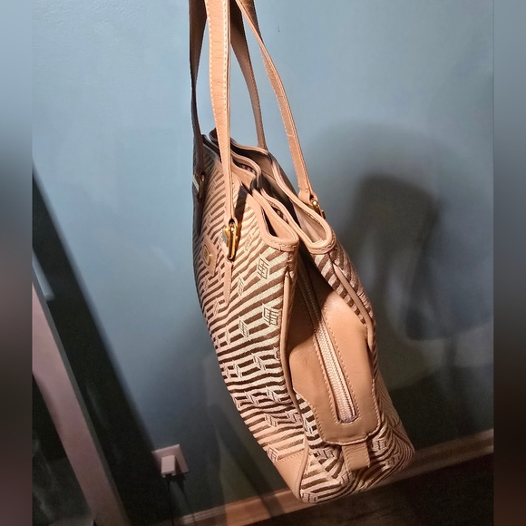 Elegant Vintage Emilio Pucci Canvas Handbag - Picture 2 of 7